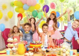 أفضل عبارات عيد ميلاد وأفكار هدايا جديدة للأطفال